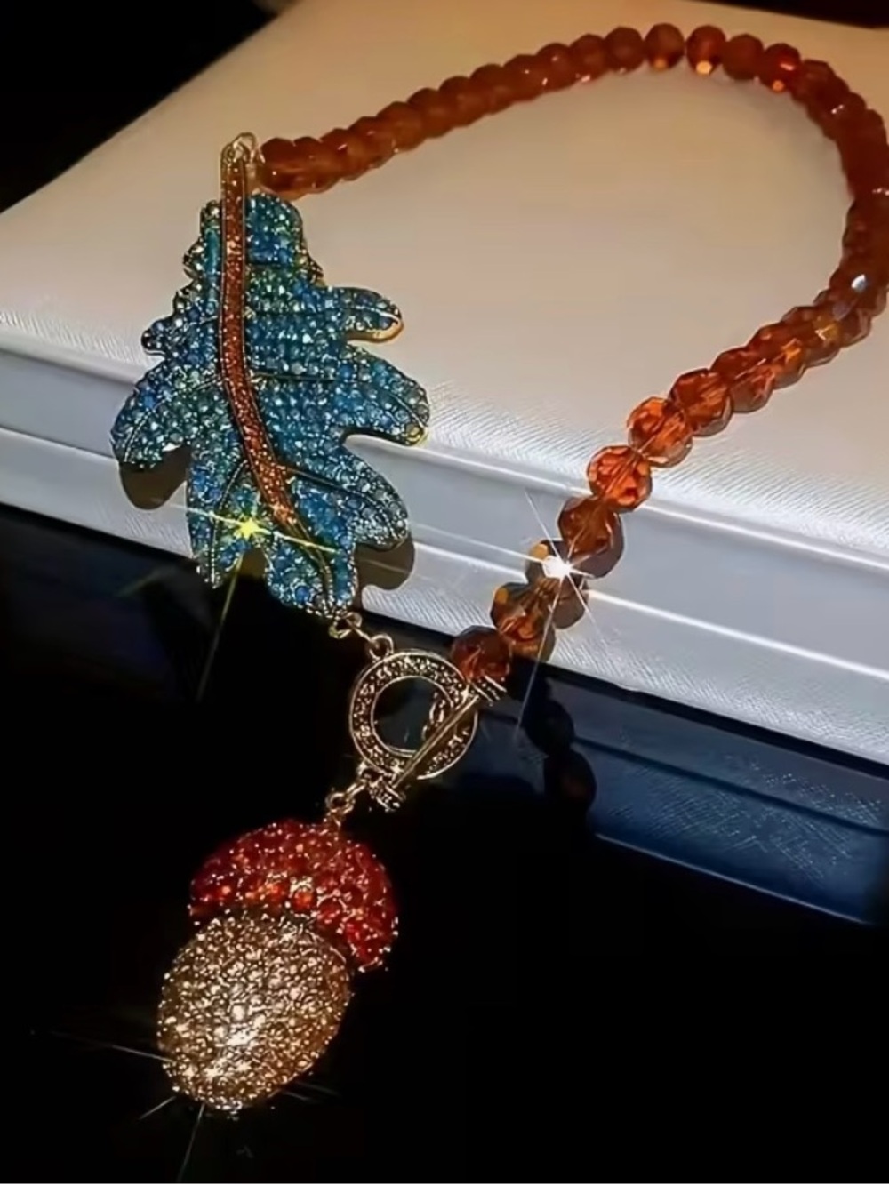 🩵 Sparkling Crystal Leaf and Acorn Pendant Necklace - Blue and Amber 🩵